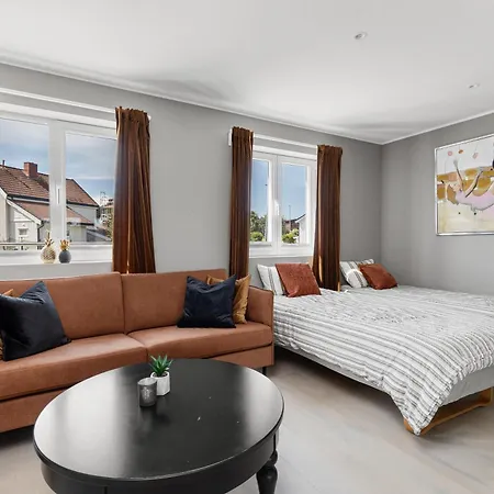 Sentrumsnaer Toppleilighet Med To Soverom Appartement Trondheim